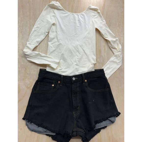 Levi’s And Free People Intimate Bundle Concert Ready M/L Black Cutoff Shorts 31” - Picture 1 of 8